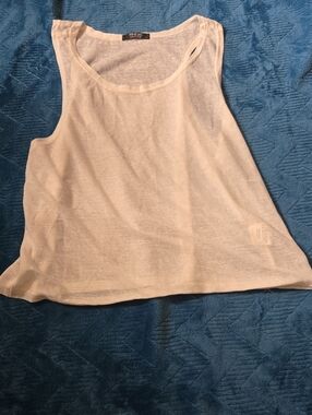 3/$20 Finejo White Scoop Neck Lightweight Tank Top